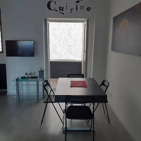 La Tua Casa Romana Apartment *
